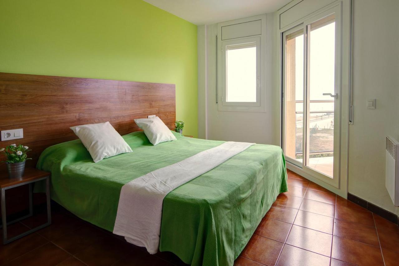 Apartamentos Bon Repos Santa Susanna Eksteriør billede