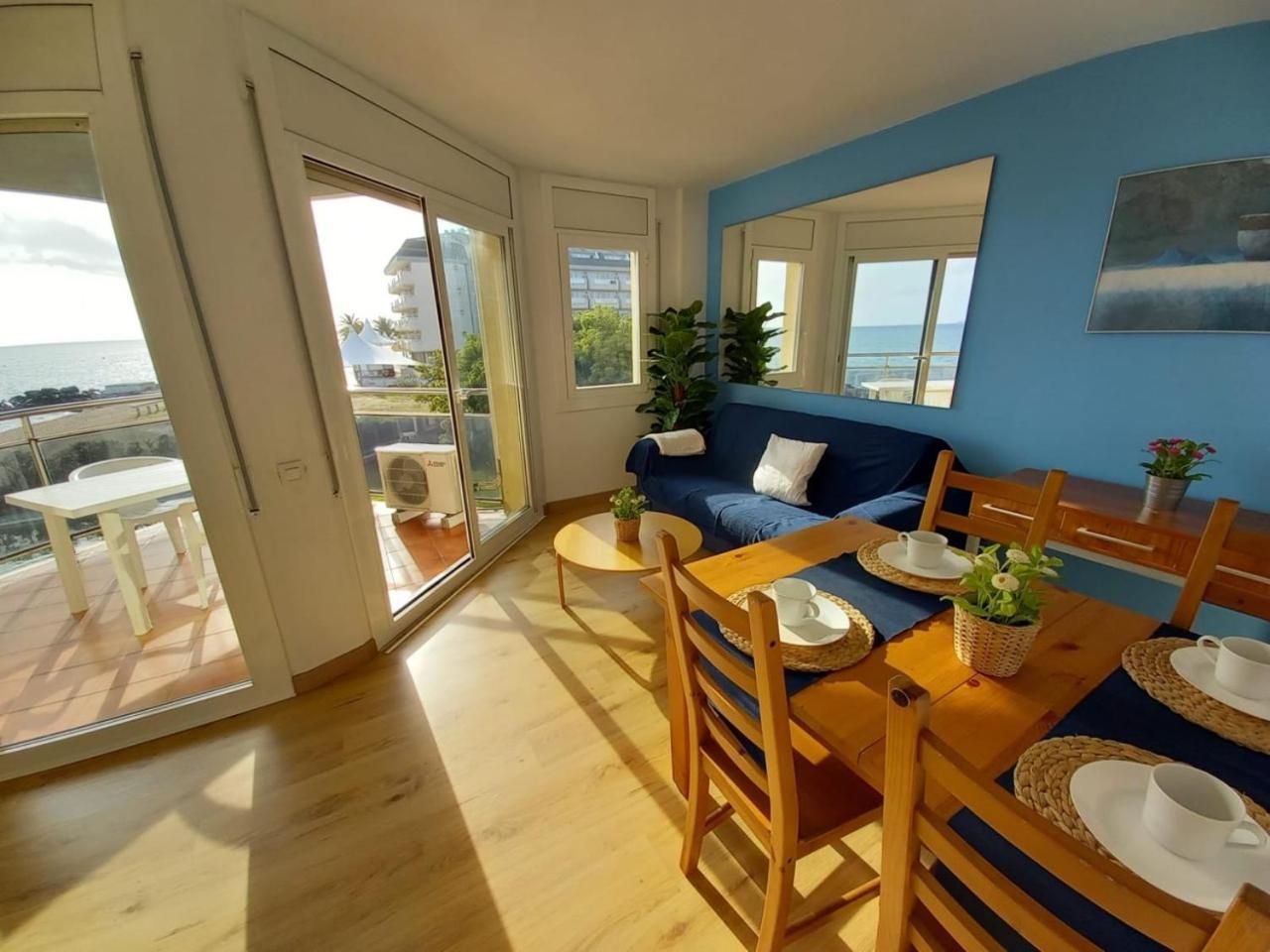Apartamentos Bon Repos Santa Susanna Eksteriør billede