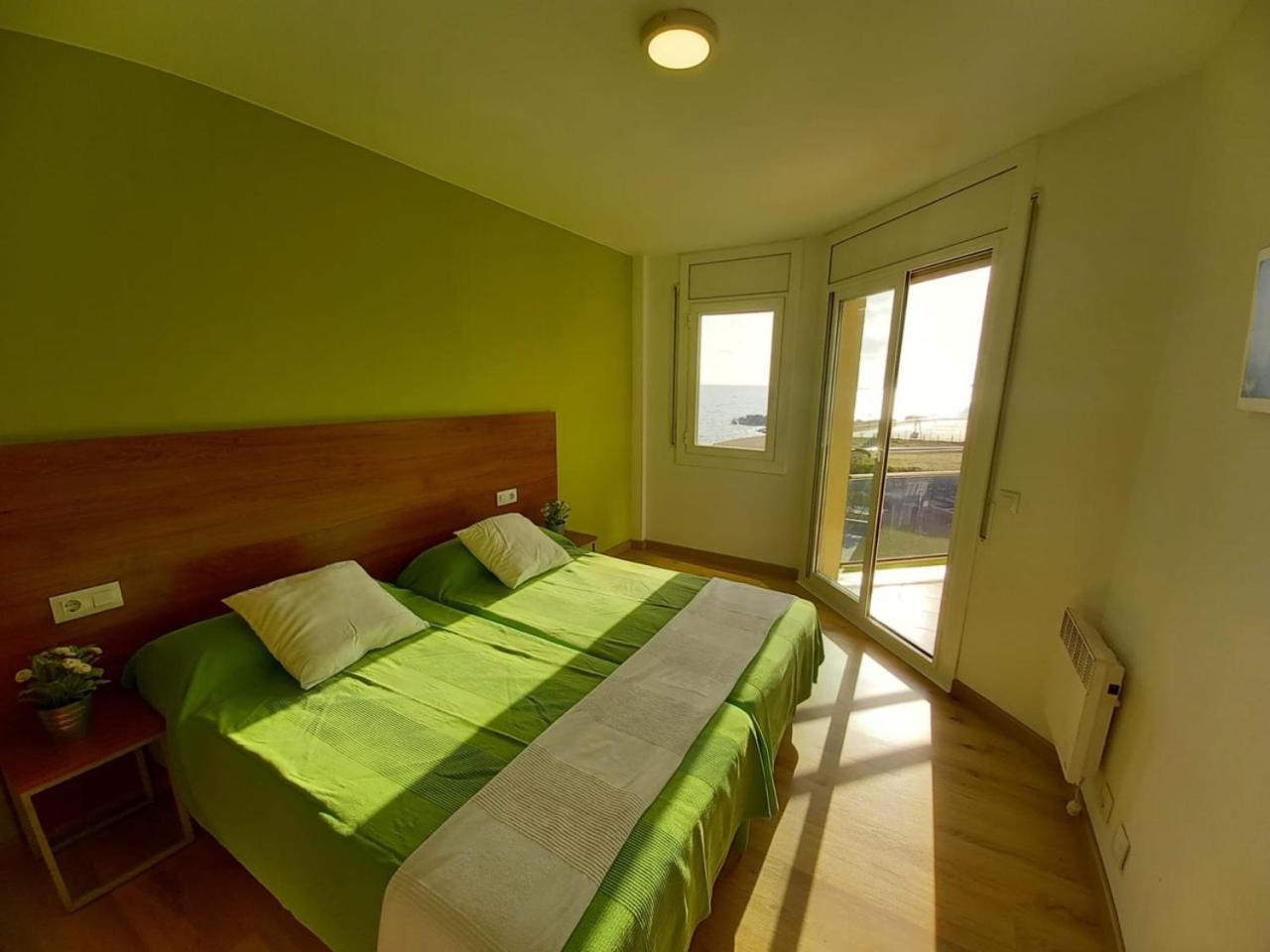 Apartamentos Bon Repos Santa Susanna Eksteriør billede
