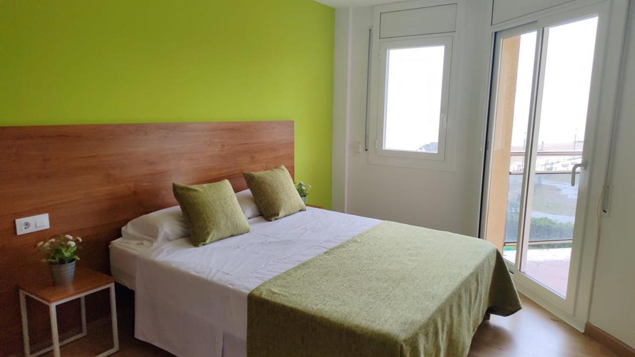 Apartamentos Bon Repos Santa Susanna Eksteriør billede